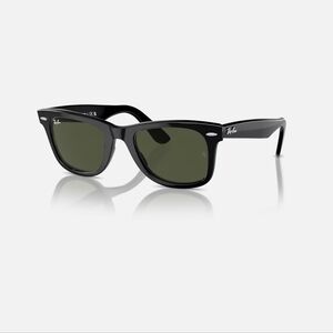Ray-Ban Classic Black Wayfarer